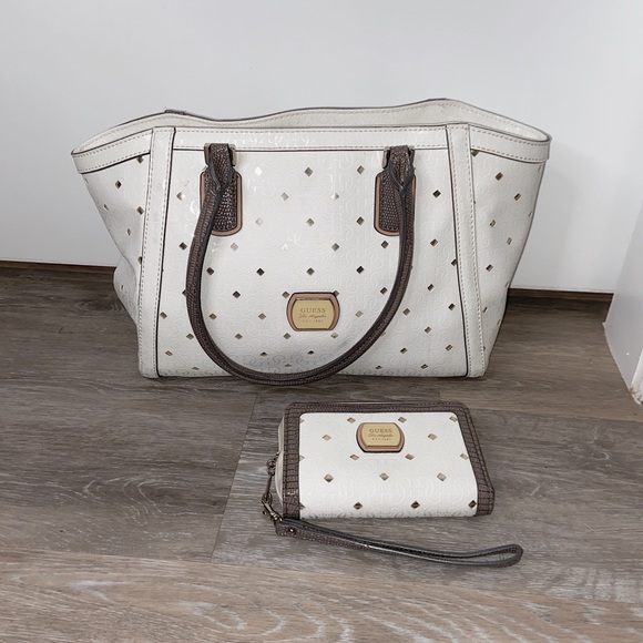 Guess Handbags - SOLD - GUESS Purse & Wallet